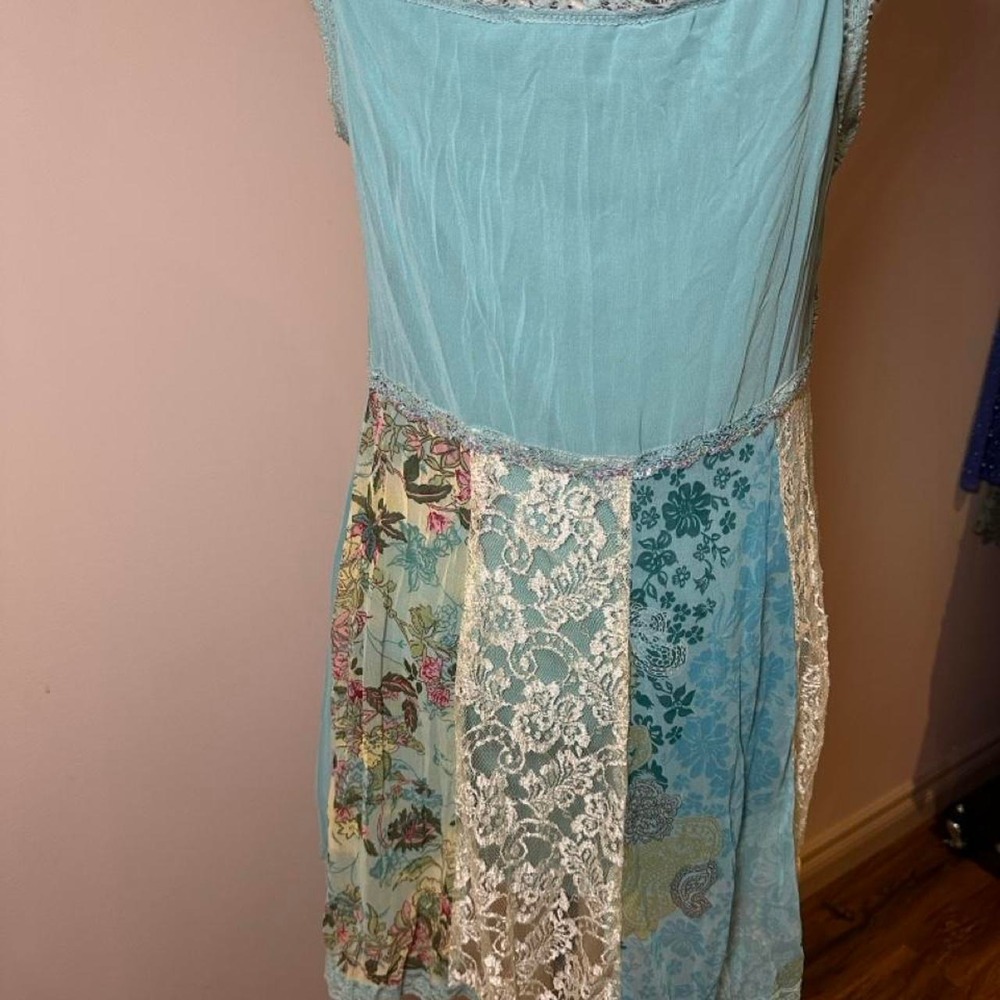 Fairy Blue floral patchwork dress with lace trim and beaded flower detail - Picture 6 of 7